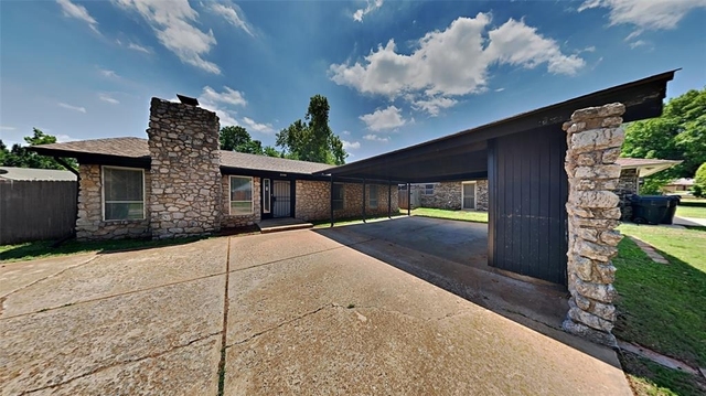 2108 Nw 114th Street - Photo 1