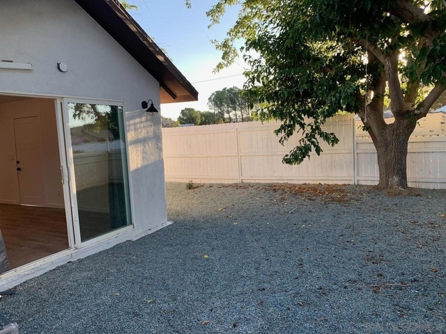 1213 Heber Street - Photo 1
