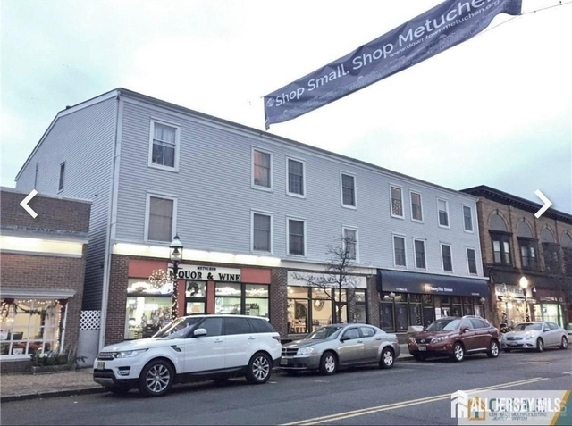431-437 Main Street - Photo 1