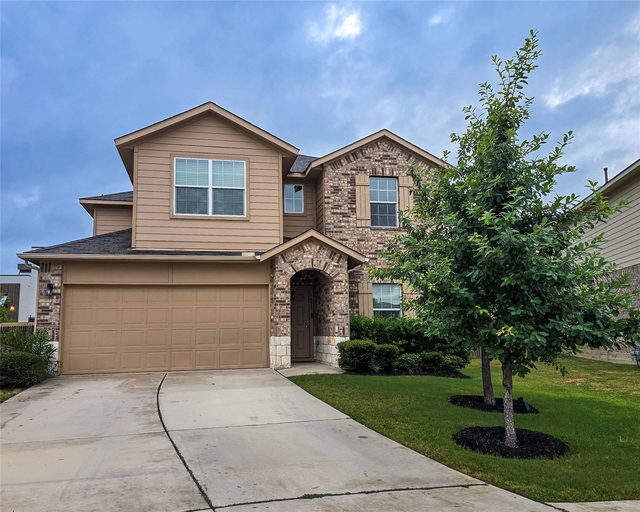1403 Brashear Ct - Photo 1