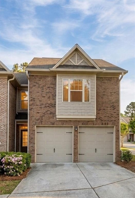2200 Oakland Grove Place - Photo 1