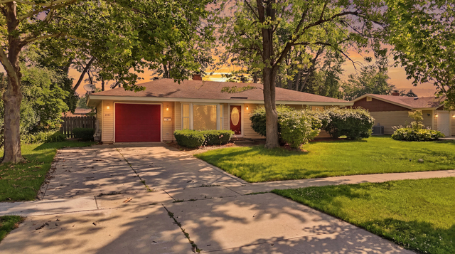 1624 W Weathersfield Way - Photo 1
