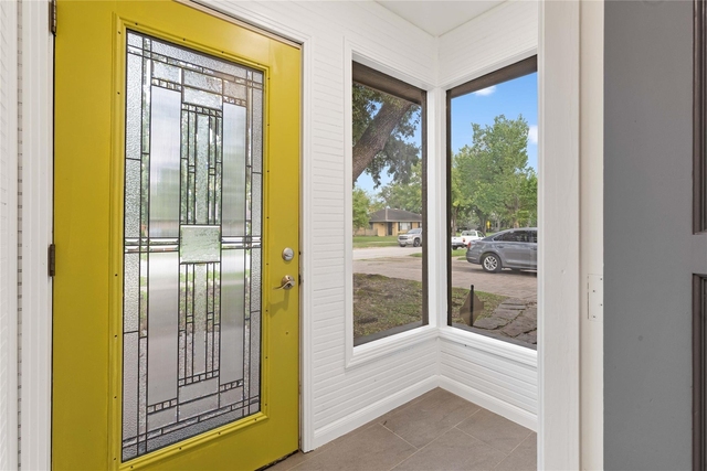 1422 Hewitt Drive - Photo 1