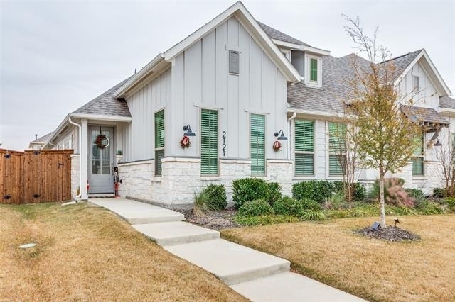 2121 Eastus Lane - Photo 1