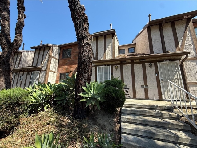 1004 S Mountain - Photo 1