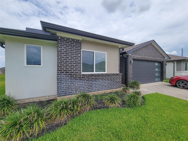 7919 Grey Wolfe Lane - Photo 1