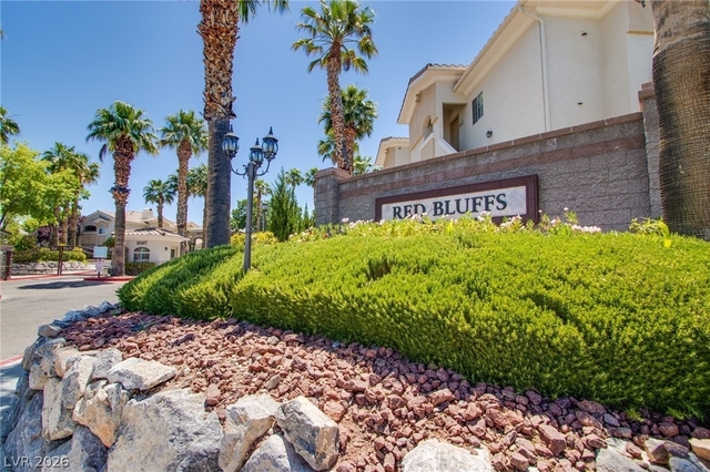 1521 Ruby Cliffs Lane - Photo 1