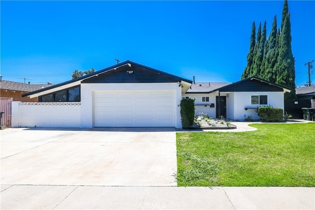 13871 Ward - Photo 1