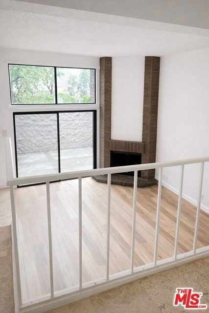 13000 Mindanao Way - Photo 1