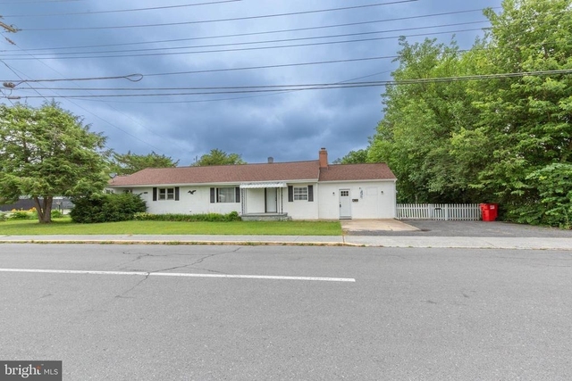 612 Preston Street N - Photo 1