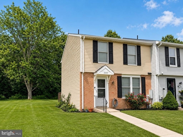 2645 Adams Street - Photo 1