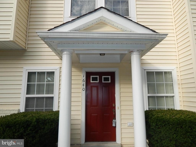 1640 Fallowfield Court - Photo 1