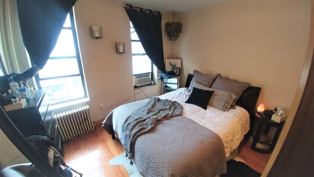146 East Broadway - Photo 1