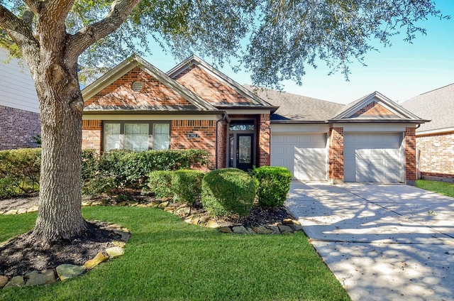 5915 Turkey Creek - Photo 1