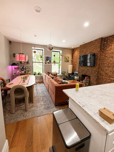 352 Myrtle Avenue - Photo 1