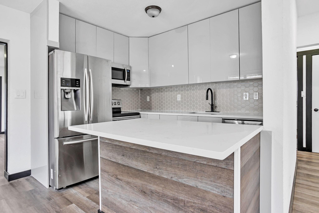 1316 Nw 2nd Avenue - Photo 1