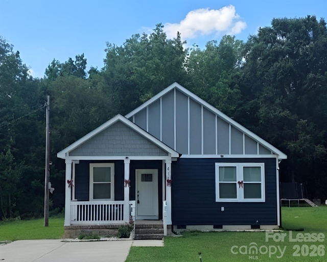 424 Queens Road - Photo 1