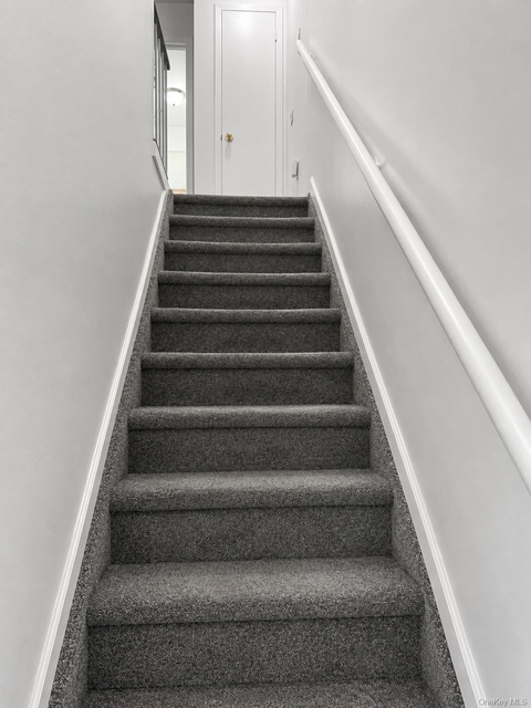 27 Stuart Drive - Photo 1