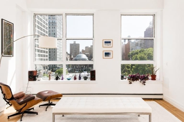 35 Union Square W - Photo 1