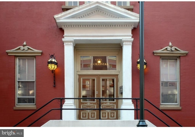 1100 Spruce Street - Photo 1