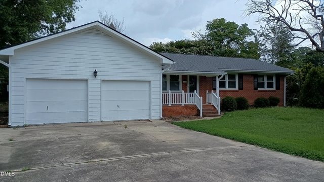 102 S Tunstall Avenue - Photo 1