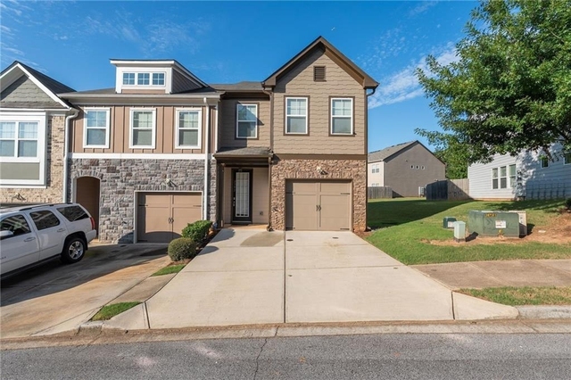 2392 Belmont Place - Photo 1