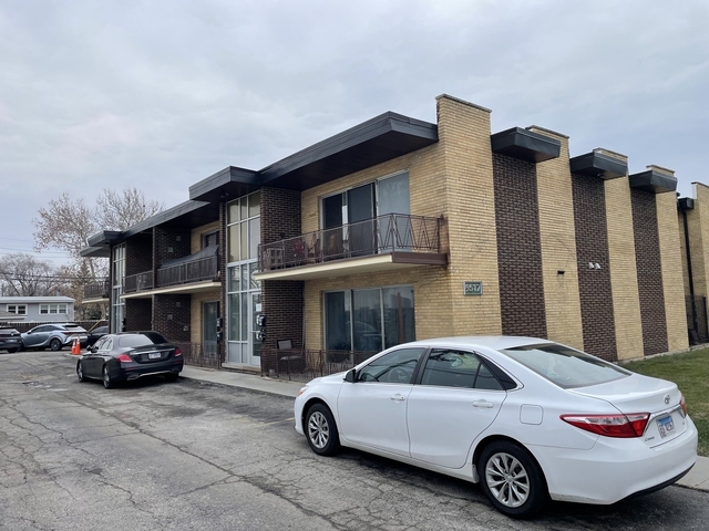 9517 Mansfield Avenue - Photo 1