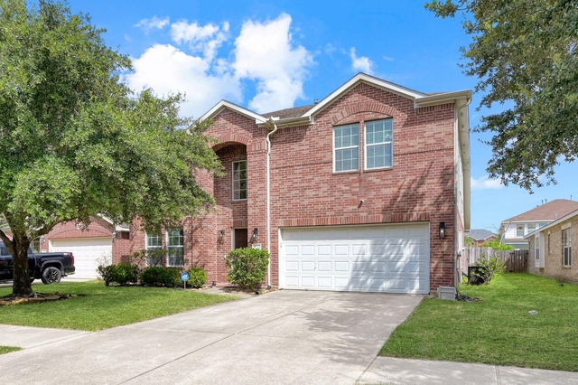 30327 Deleon Fields Drive - Photo 1