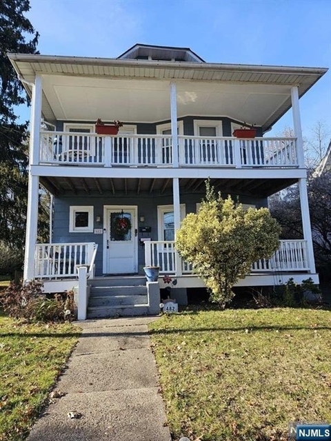 482 Sterling - Photo 1
