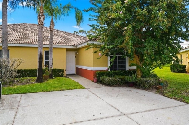212 Ocean Bluff Drive - Photo 1