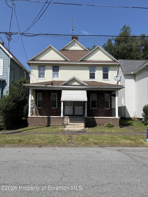 317 New York Street - Photo 1