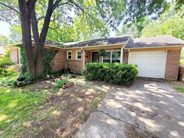 3226 San Medina Avenue - Photo 1