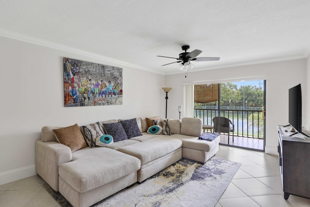 3020 Florida Boulevard - Photo 1