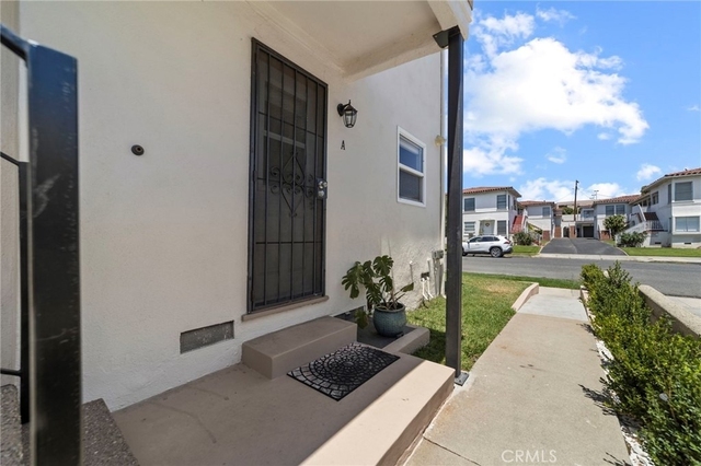 107 N 1st Street - Photo 1
