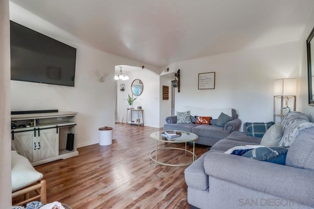 4473 Home Ave - Photo 1