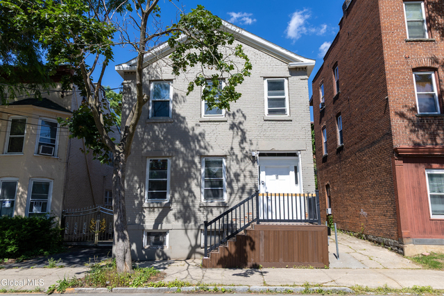 11 Jefferson Street - Photo 1