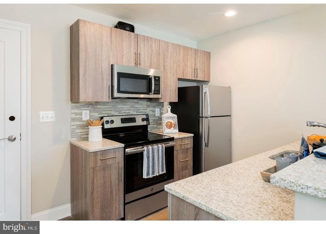 218 Arch Street - Photo 1