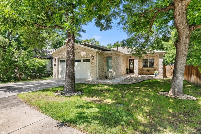 1410 Hart St - Photo 1