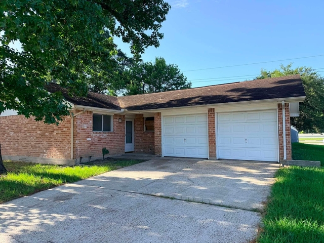 11002 Clear Fork Drive - Photo 1