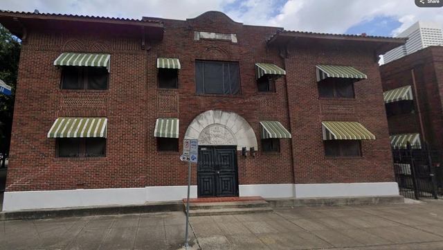 1414 Austin Street - Photo 1