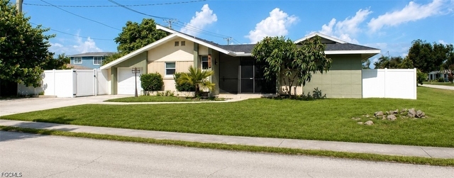8512 Chatham Street - Photo 1