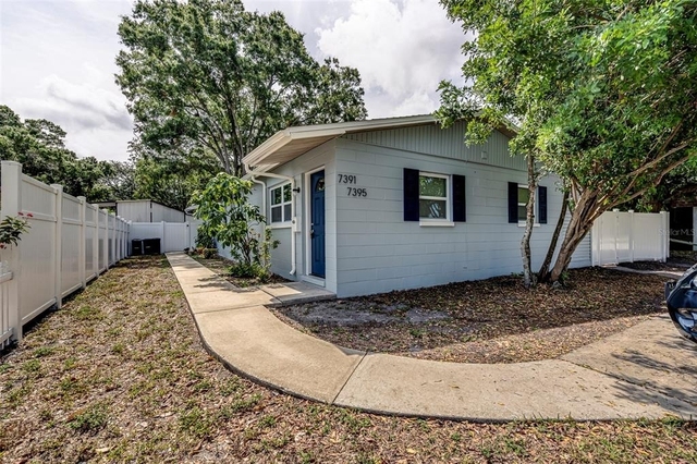 7391 34th Street N - Photo 1