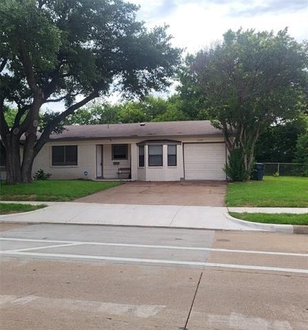 5604 Oak Grove Road - Photo 1