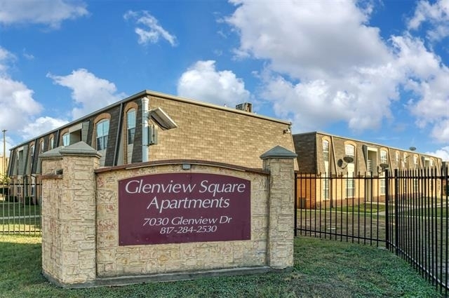 7060 Glenview Drive - Photo 1