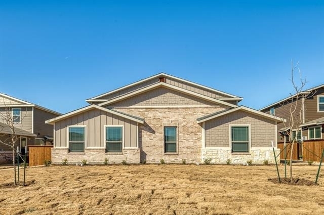 711 Harvest Moon Drive - Photo 1