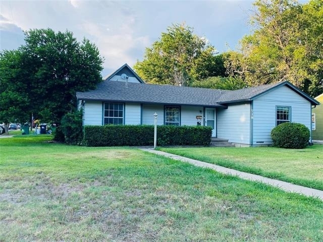 718 Crescent Street - Photo 1