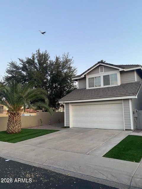 1301 W Windrift Way - Photo 1