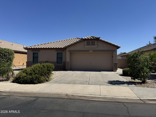 9317 E Olla Avenue - Photo 1