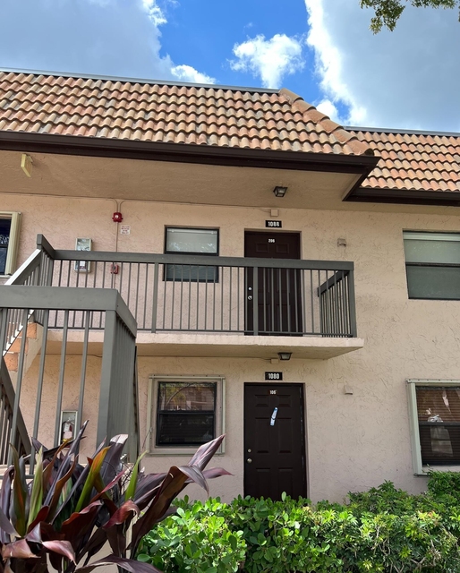 1088 Nw 106th Terrace - Photo 1