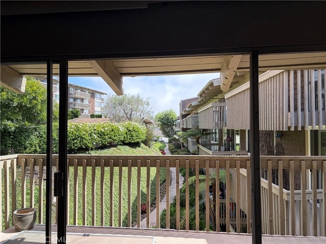 6542 #d408 Ocean Crest Dr. - Photo 1